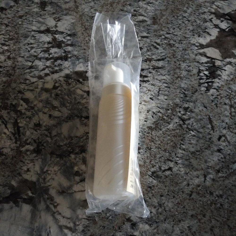 BRAND NEW PAMPERED CHEF THE SUDS PUMP - FOAMING SOAP DISPENSER